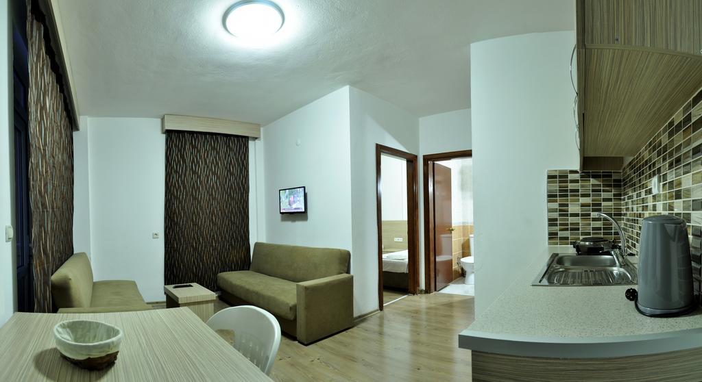 Economy Apartment with Balcony - Garden Floor