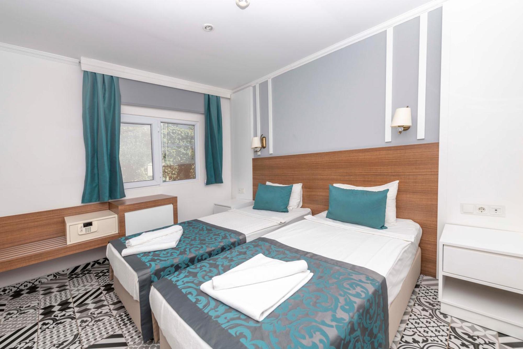 Economy Double or Twin Room without Balcony