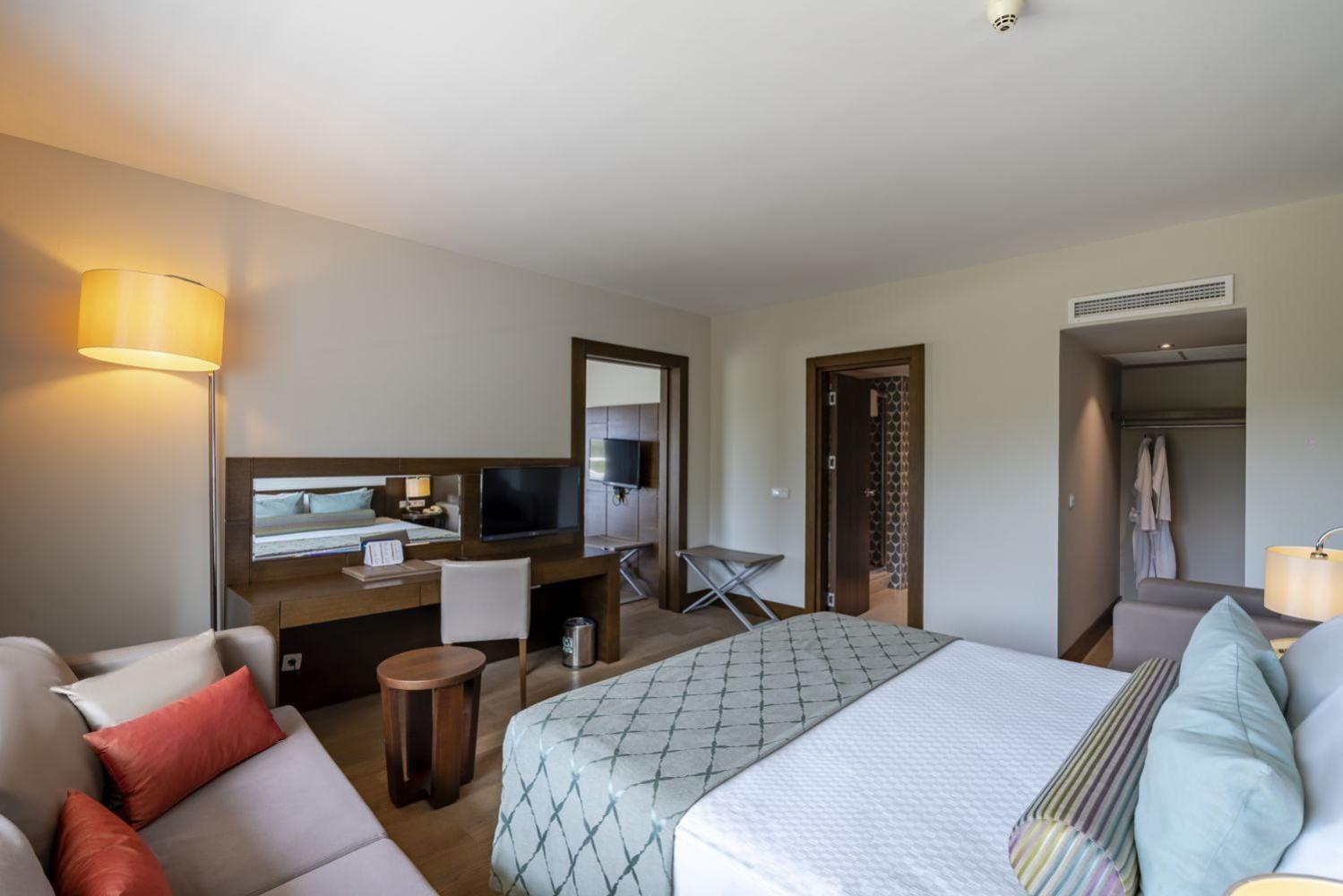 Family Suite with Sea View