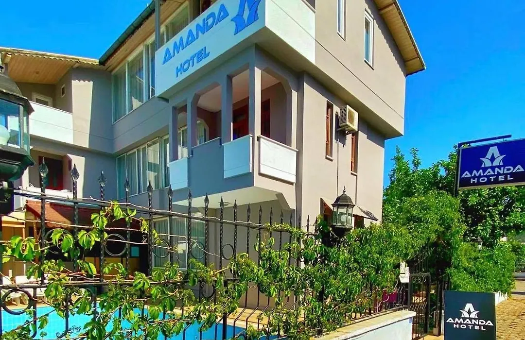 Amanda Hotel-1
