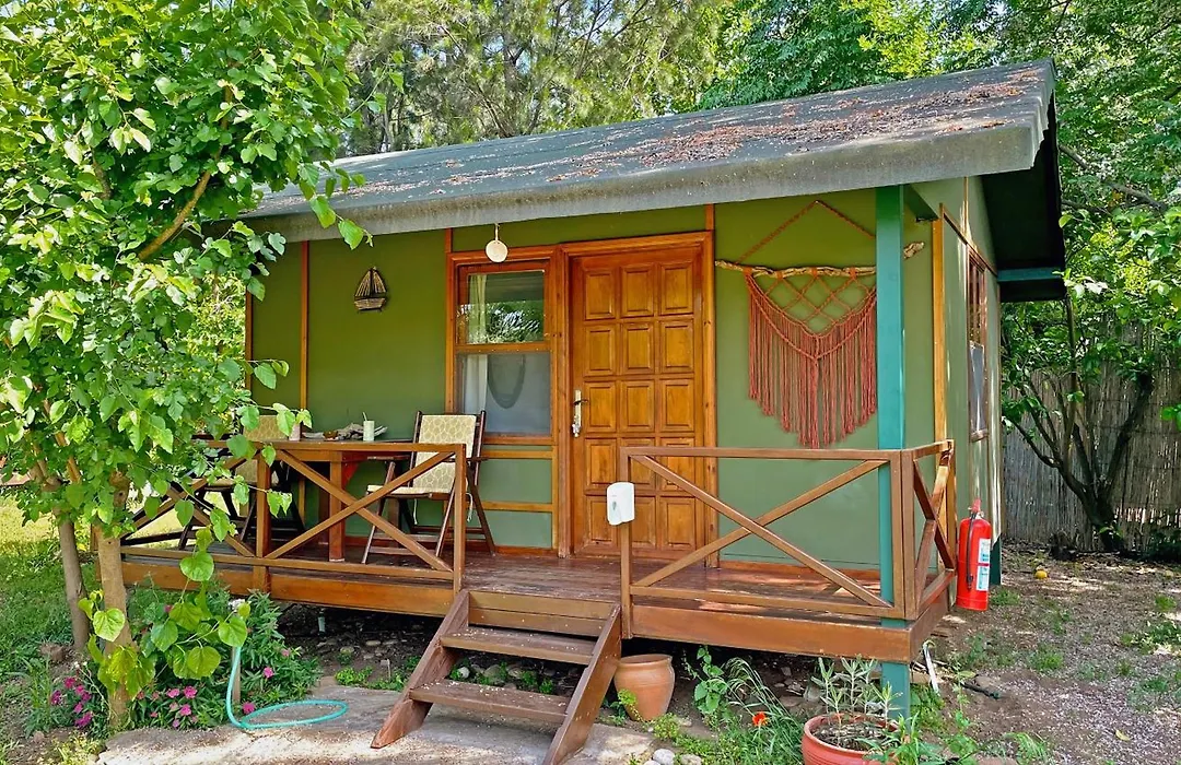 Maki Inn Çıralı-1