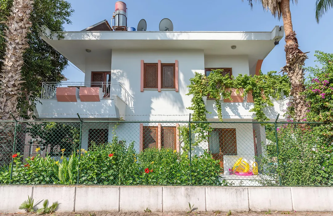 Flower Villa Apart-1