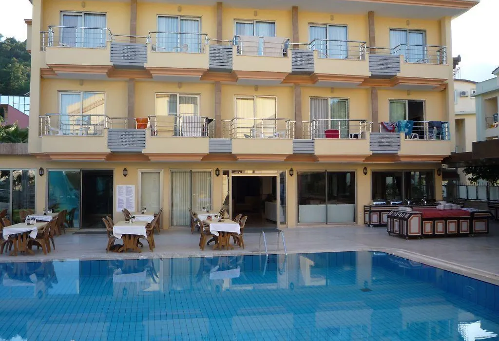 Grand Lukullus Hotel-1