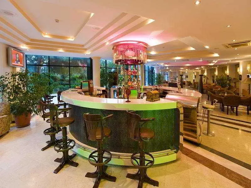 Perre La Mer Resort & Spa-1