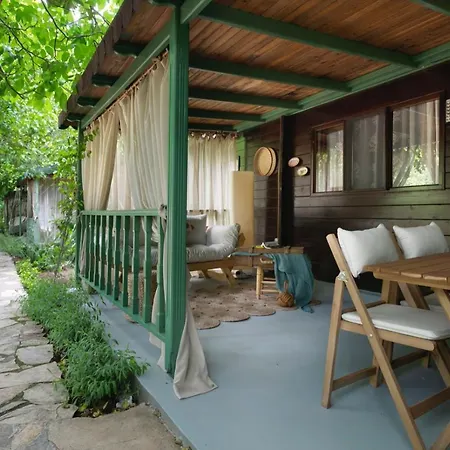 Gayb-I Bungalows , Plus 12 Years Old - Free Access To Beach-3