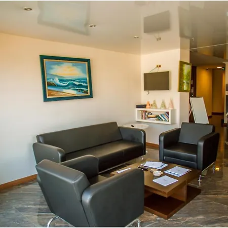 Emily Rose Hotel-2