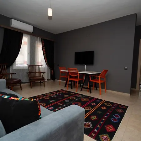 Esquire Hotels & Lounges-3