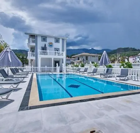 Belinda Apartments-2