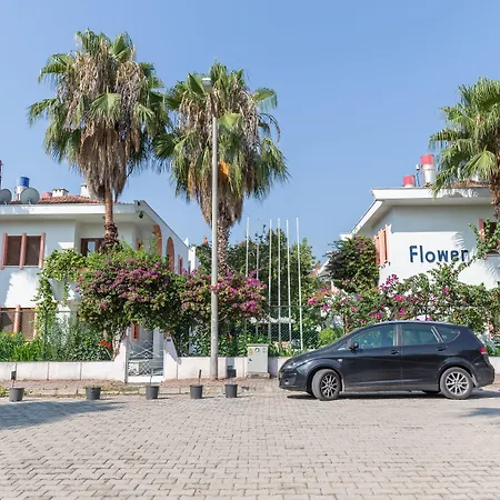 Flower Villa Apart-3