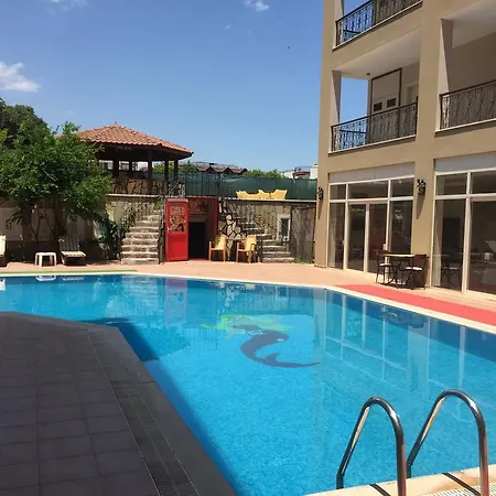 Starberry Hotel-2