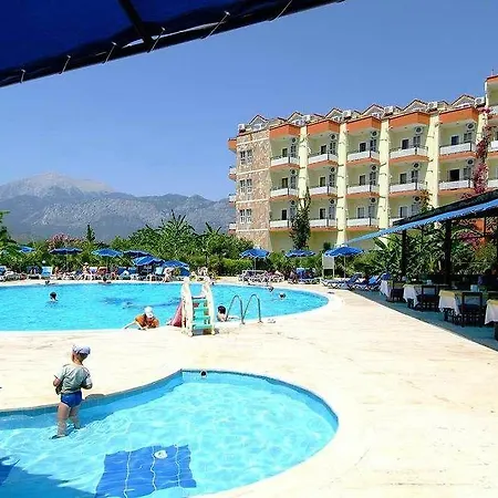Sailor'S Park Hotel-3