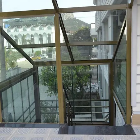 Britannia Hotel-2