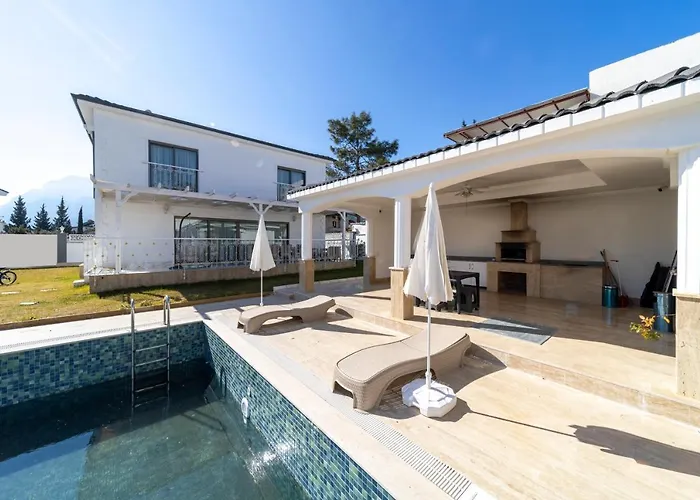Brand New Villa With Full Amenities Kemer